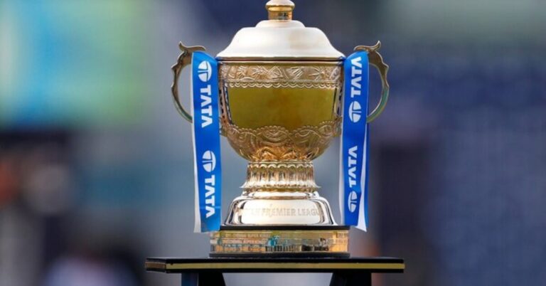 IPL 2025 Suspended: भारत-पाक सीमा तनाव के कारण आईपीएल को अस्थायी रूप से निलंबित करने का फैसला लिया गया है